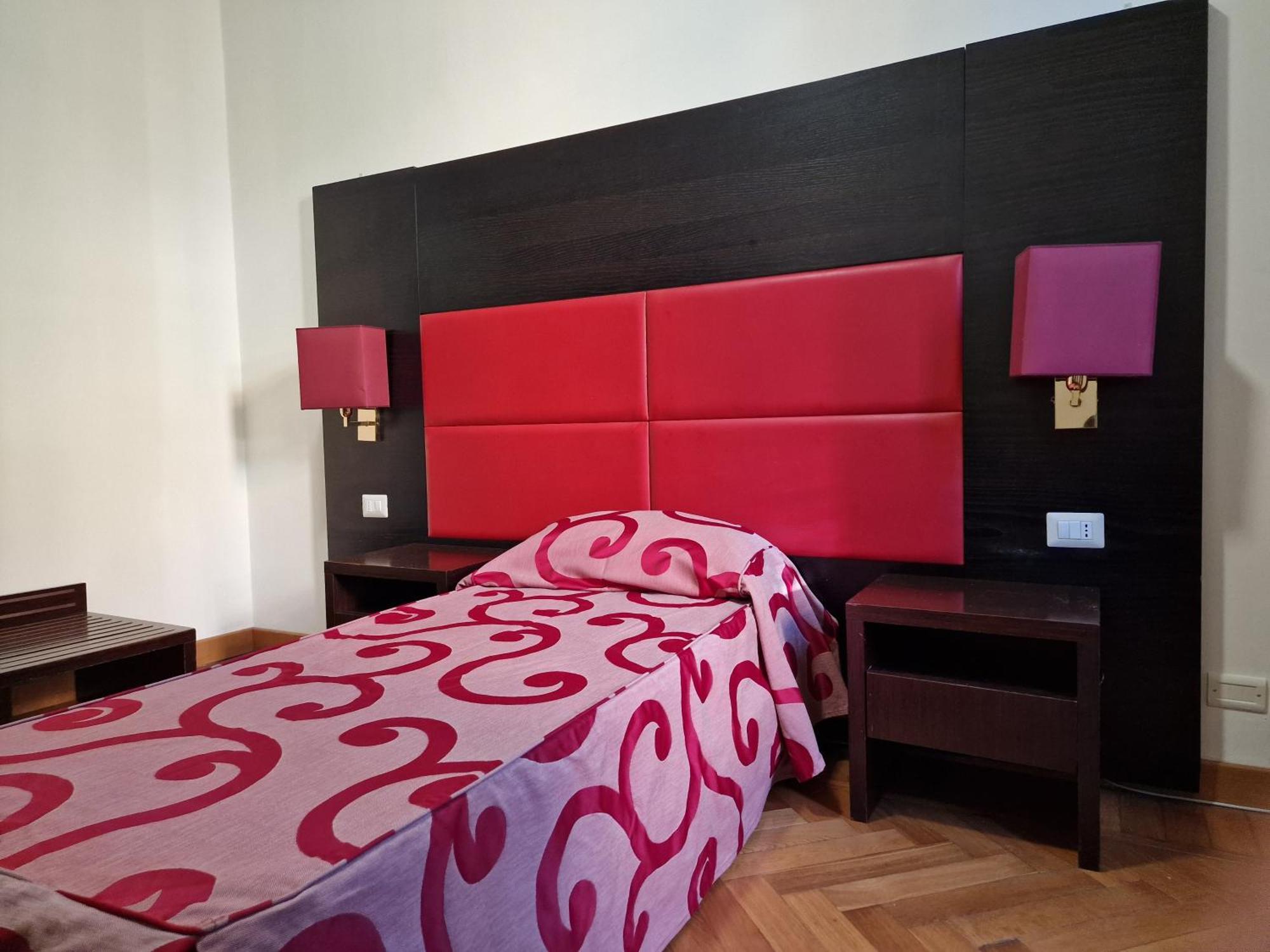 Domus Lilium Apartment Рим Екстериор снимка