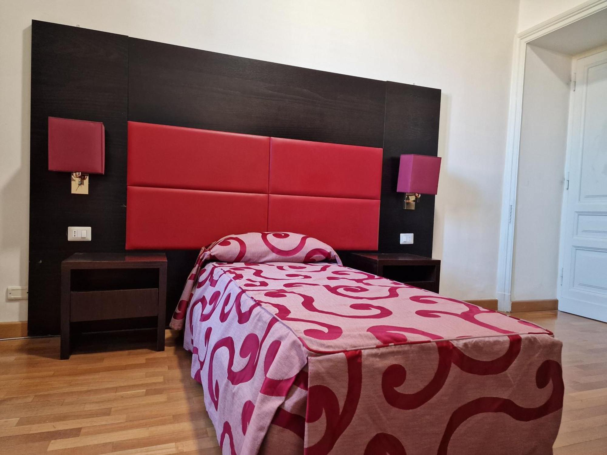 Domus Lilium Apartment Рим Екстериор снимка